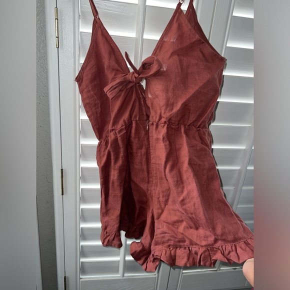 Olivaceous Rustic Ruffle Romper (Size: Medium) - Picture 7 of 8